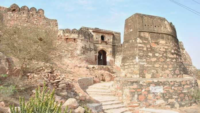 जालोर दुर्ग - www.rajasthanhistory.com