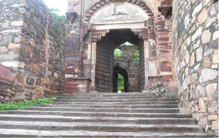 रणथम्भौर दुर्ग - www.rajasthanhistory.com