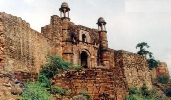 मण्डरायल दुर्ग - www.rajasthanhistory.com