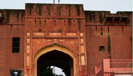 चूरू दुर्ग चूरू दुर्ग - www.rajasthanhistory.com